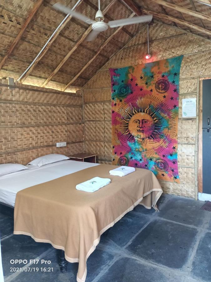 Island Vibes Hotel Hampi Ngoại thất bức ảnh